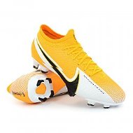 scarpe da calcio scontate a poco prezzo economiche nike