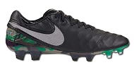 nuove scarpe da calcio nike