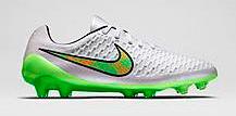 nuove scarpe da calcio nike magista opus