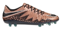 nuove scarpe da calcio nike phinish ii