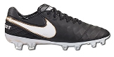 nuove scarpe da calcio nike