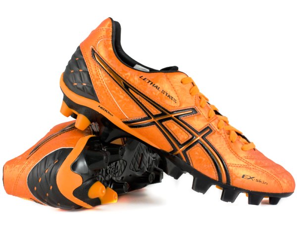 calcio asics